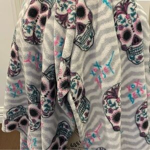 BETSEY Johnson Plush Sugar Skull Blanket in Gray with Teal & Pink Accents